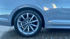 Volkswagen Passat 2.0 TDI EVO SCR R-Line 5dr DSG Diesel Estate